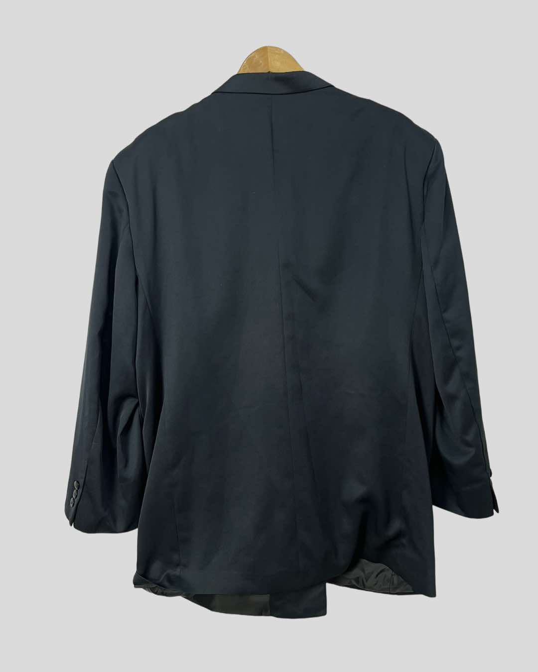 Blazer Preto Classic - tam (60\G4)