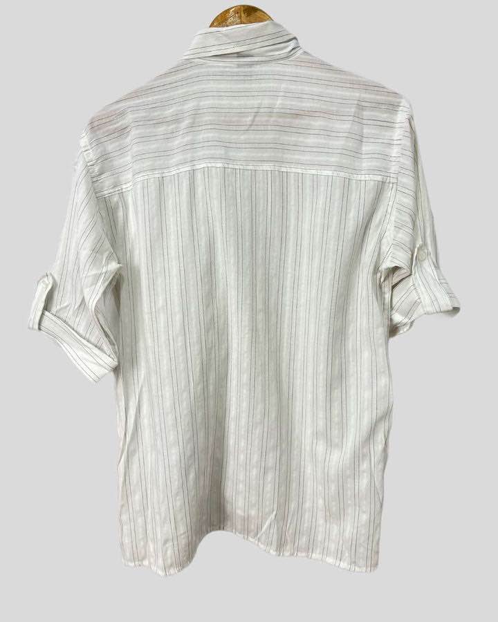 Camisa risca giz branca - tam (P)