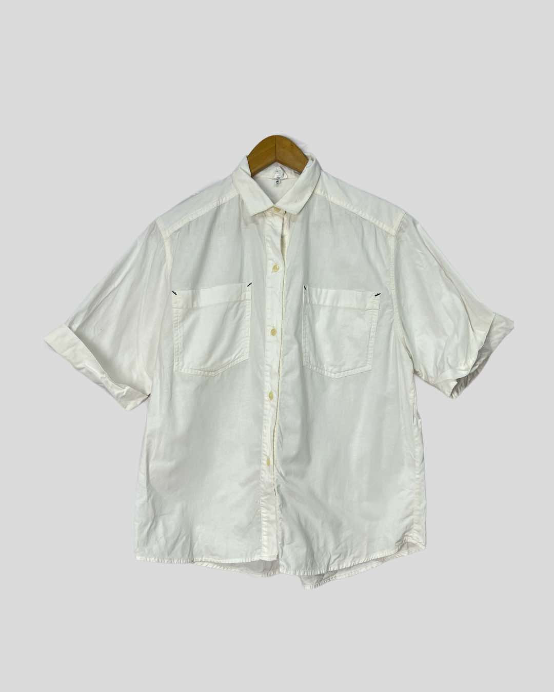 Camisa branca bolssos - tam (M)