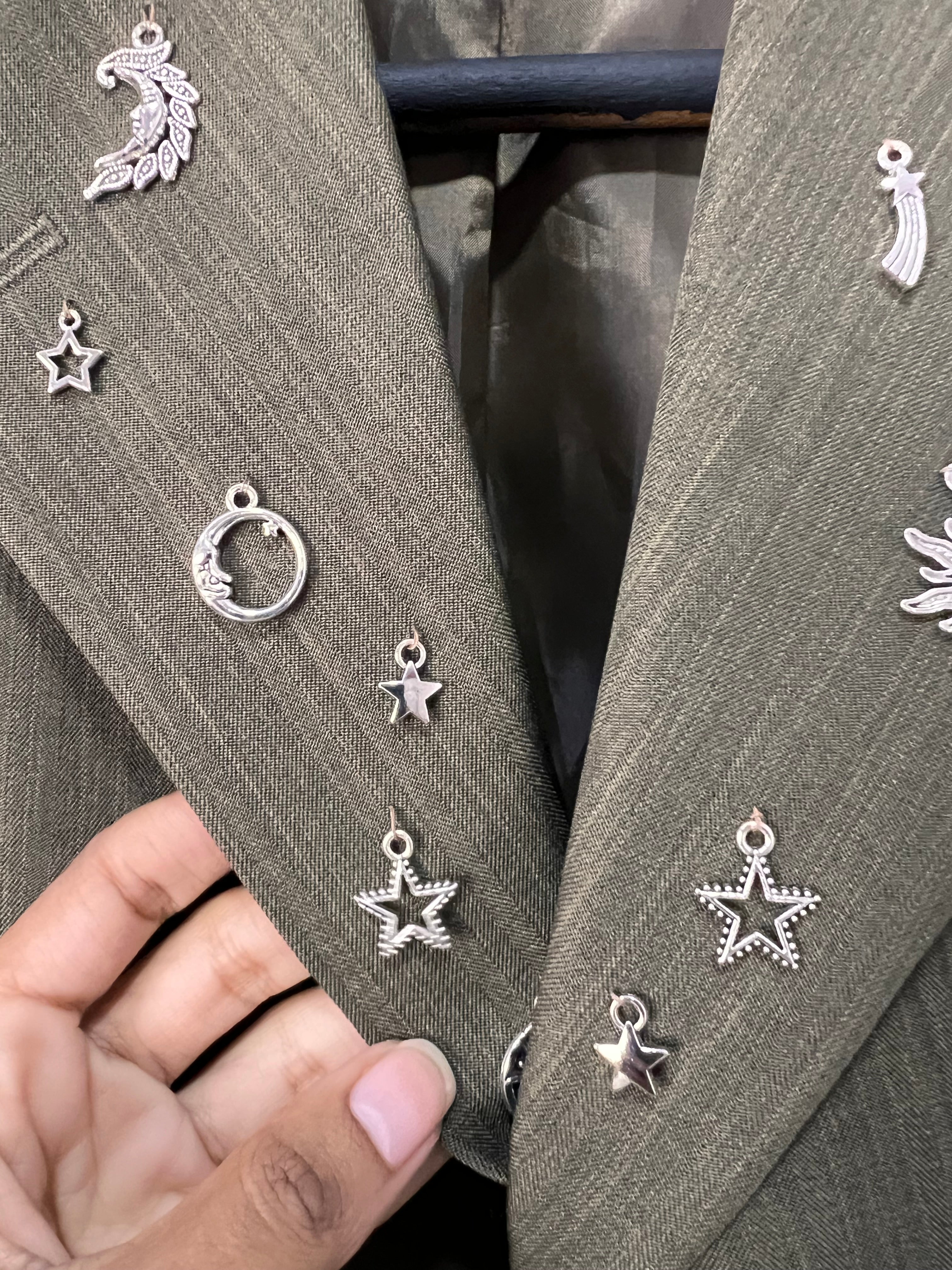 Blazer Estilizado Pins Vila Romana  - tam GG