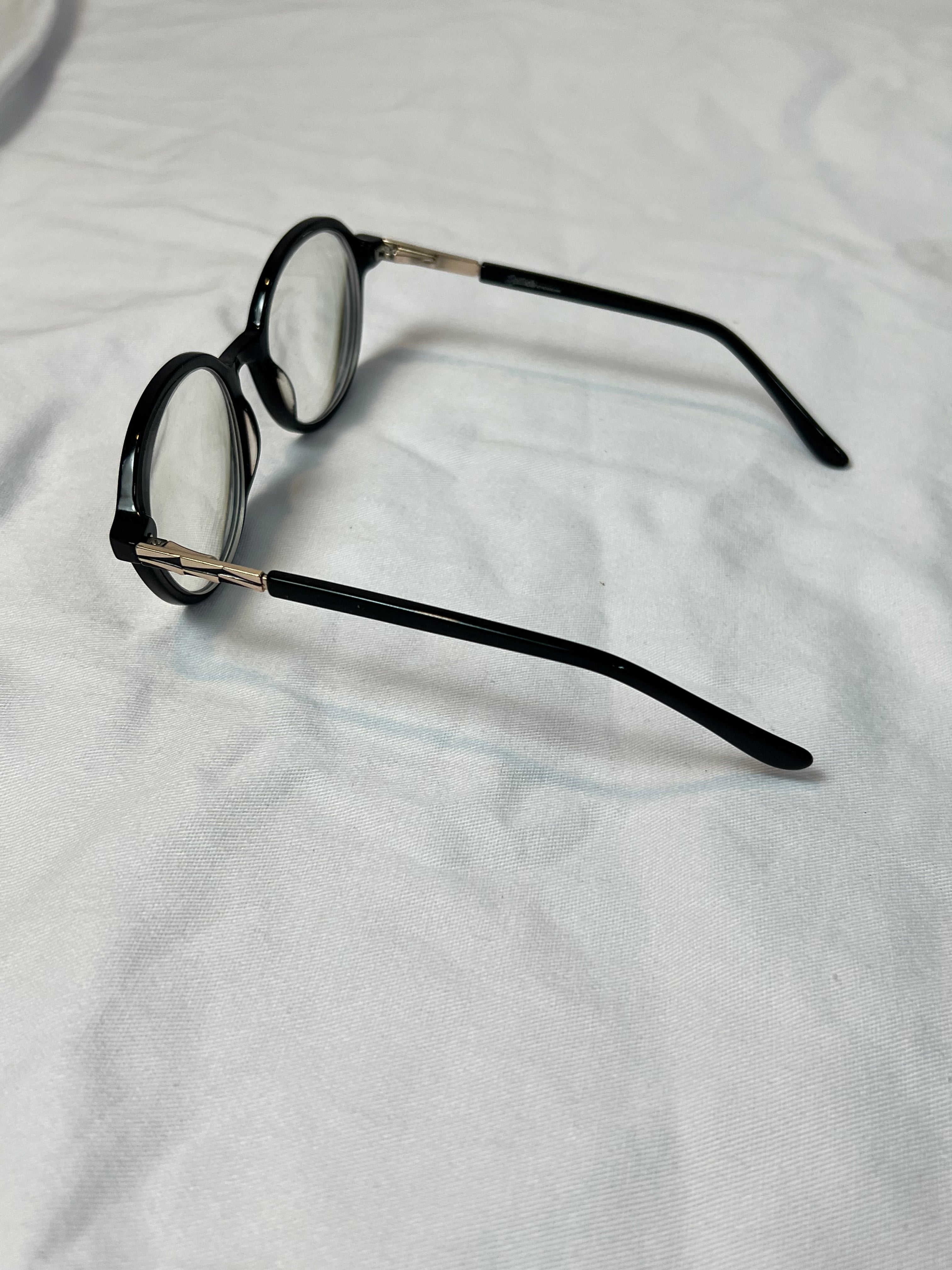 Óculos redondo preto