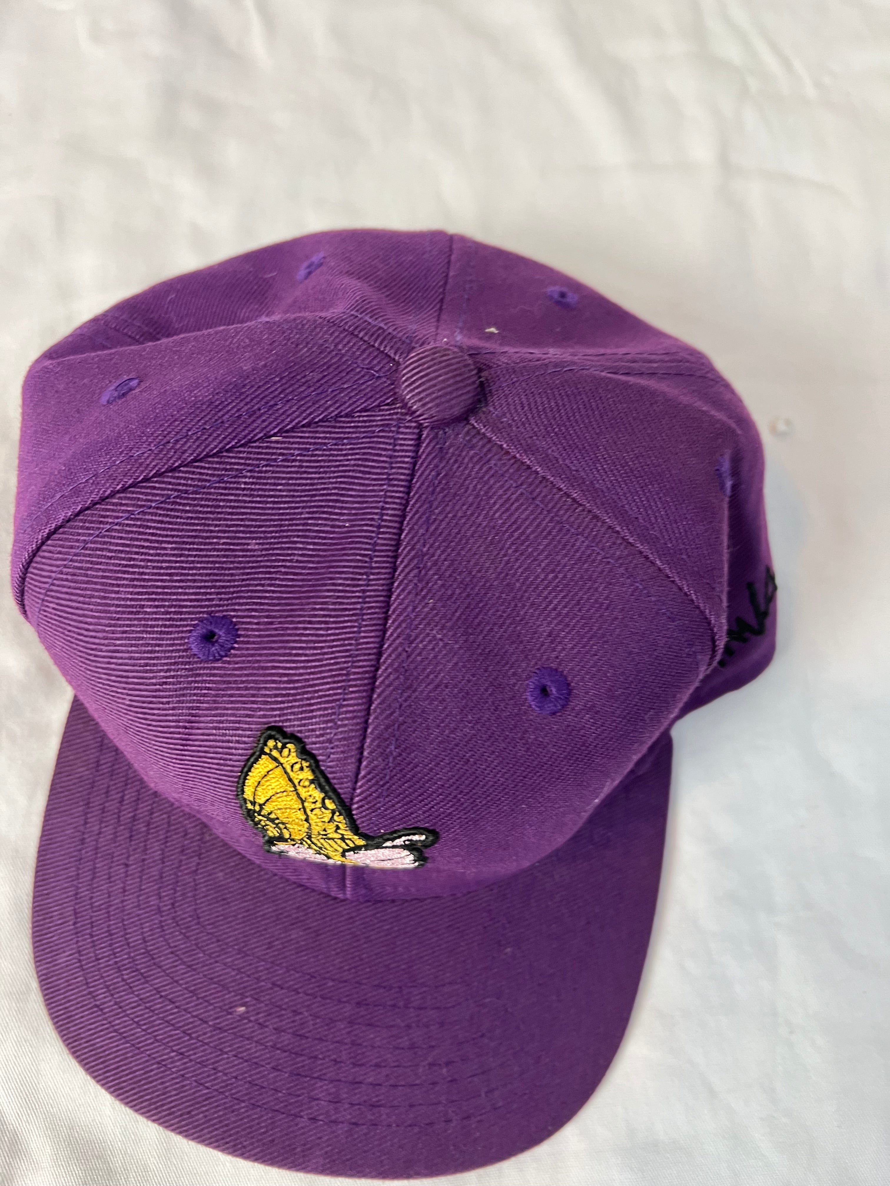 Boné Roxo