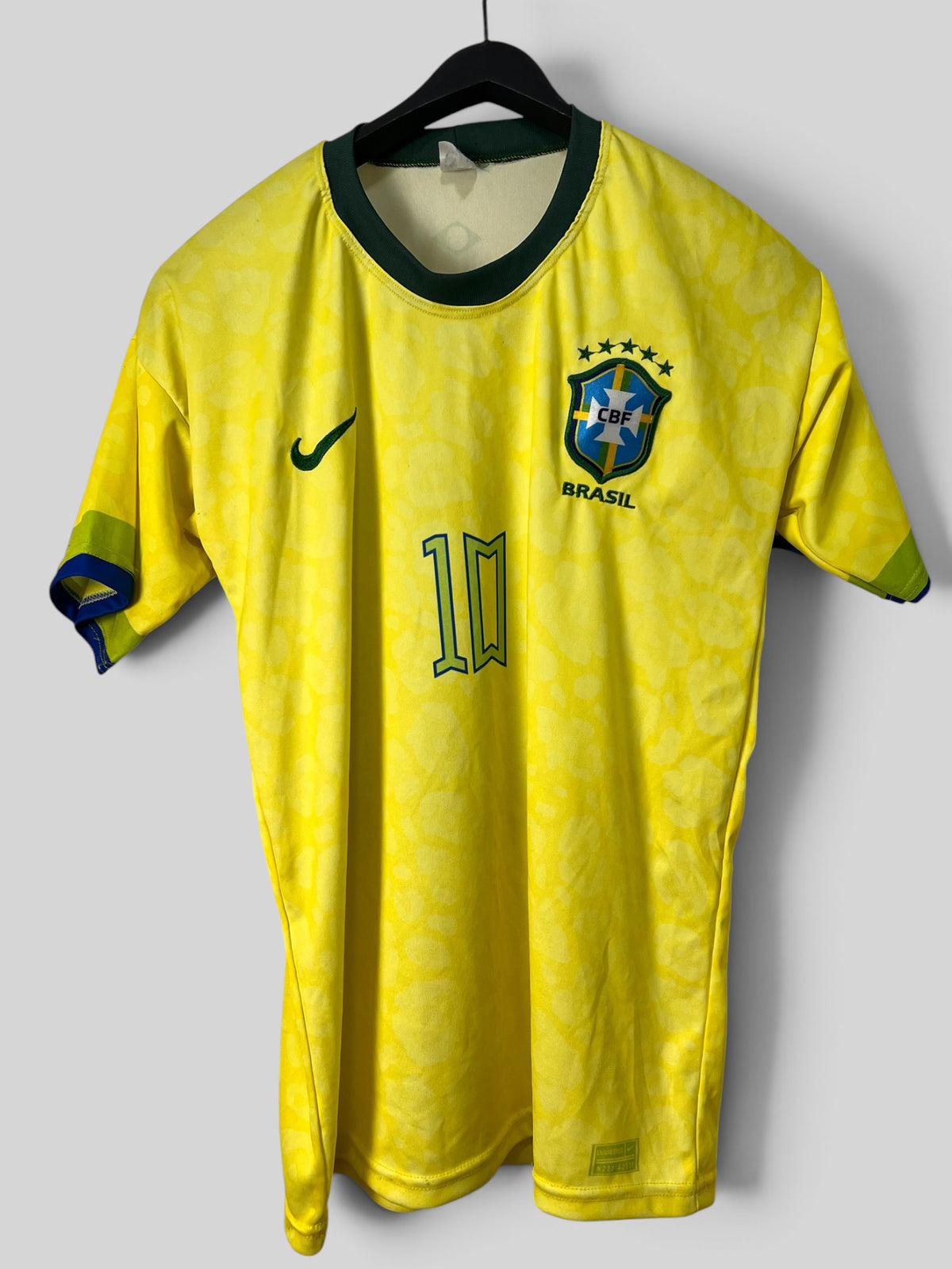 Camiseta Brasil Core — tam M