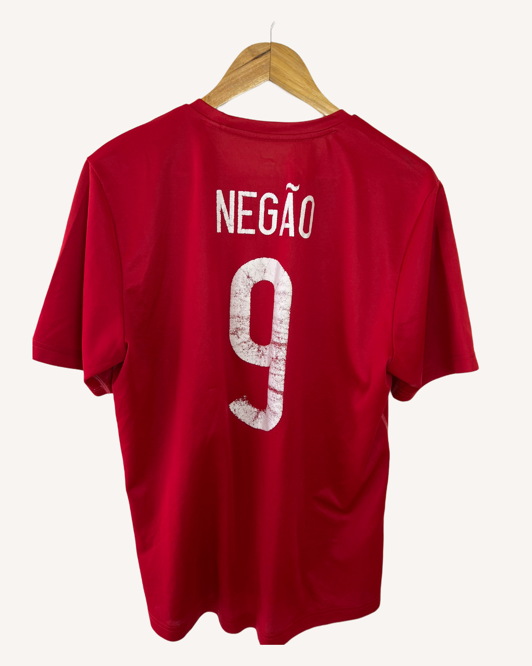 Camiseta Adidas-  tam (M)